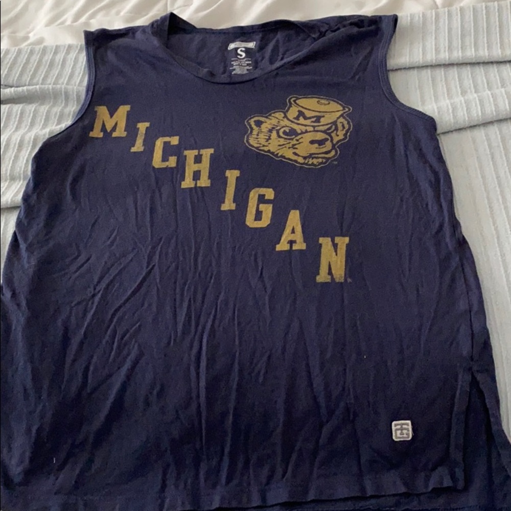 AE Tailgate vintage Michigan tank